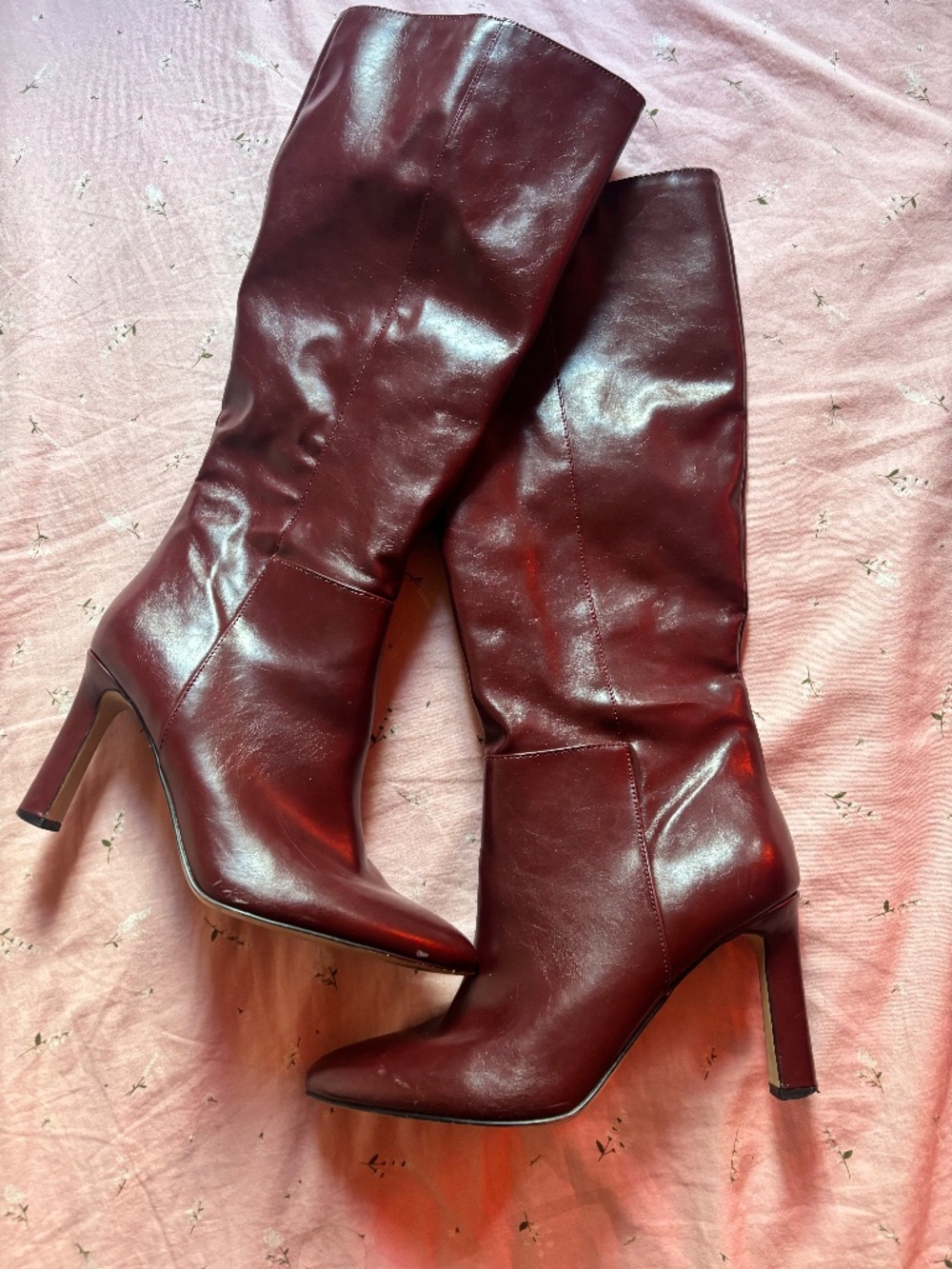 Boots - Picture 1 of 3